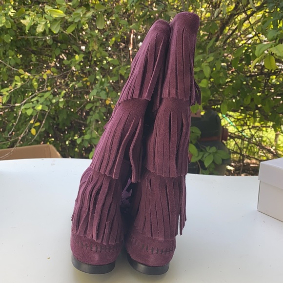 AUTH NIB MINNETONKA 1632F IN RARE PLUM COLOR - Picture 3 of 13